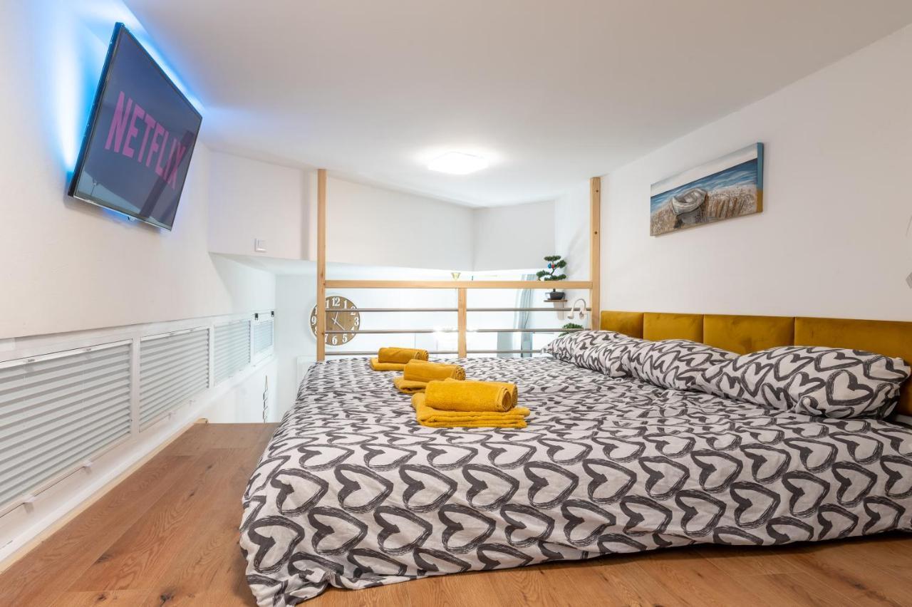 Studio Apartment LION Portorose Esterno foto
