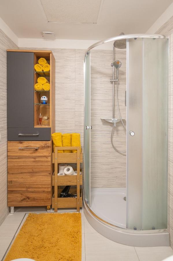 Studio Apartment LION Portorose Esterno foto